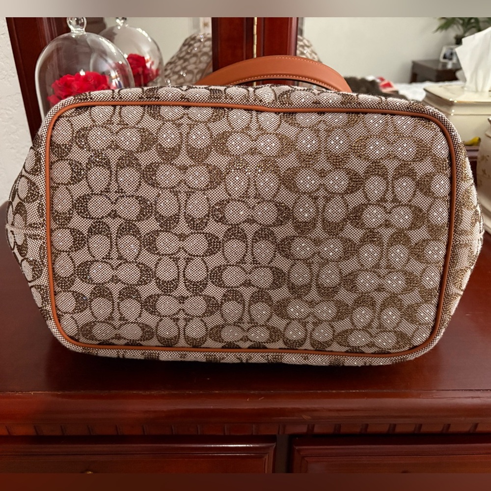 Coach crystal Jacquard Kisslock bag - Picture 5 of 12